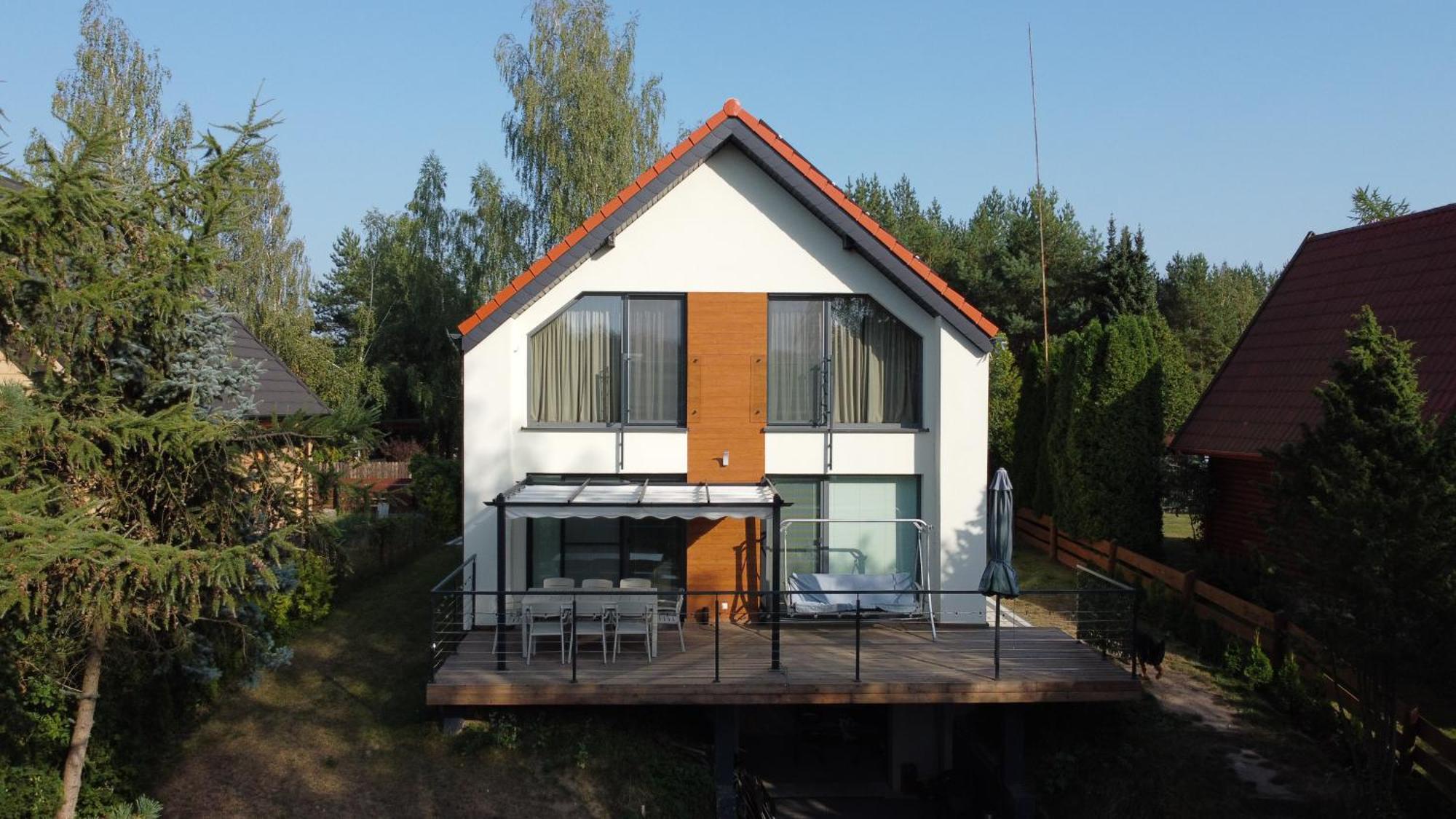 Dom Nad Jeziorem Gaja House Jadamowo 外观 照片